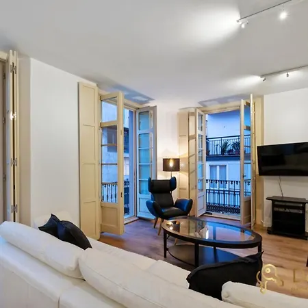 Exclusive Soho Apartment